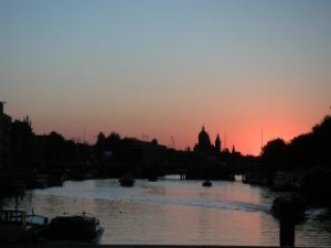 MINOLTA DIGITAL CAMERA